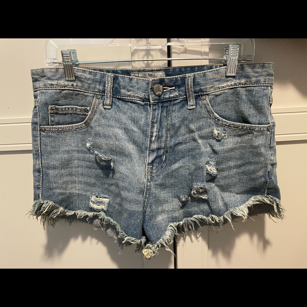 NWOT Free People Cut Off Jean Shorts - 28